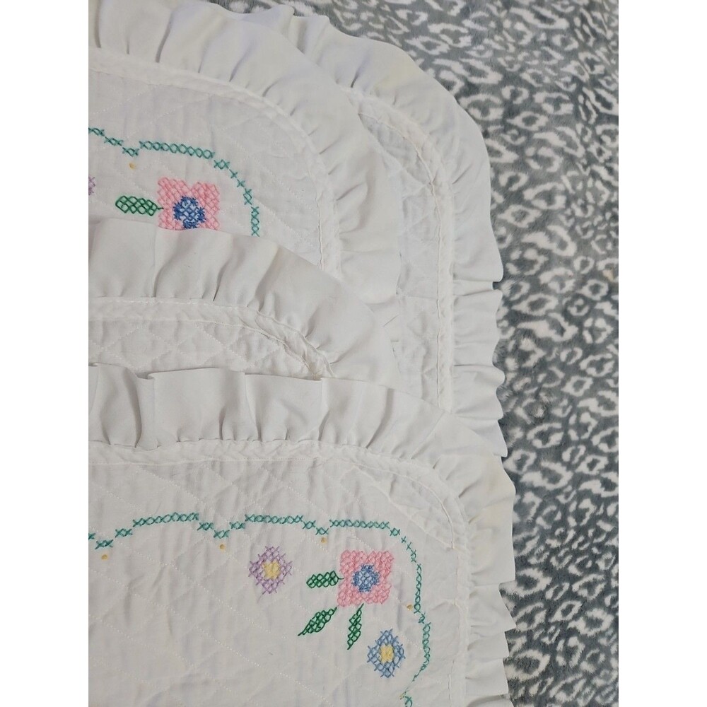 Handmade Baby Blanket Embroidered Cross Stitch Bunnies Ruffled Edge 42" X 33" - Picture 7 of 15